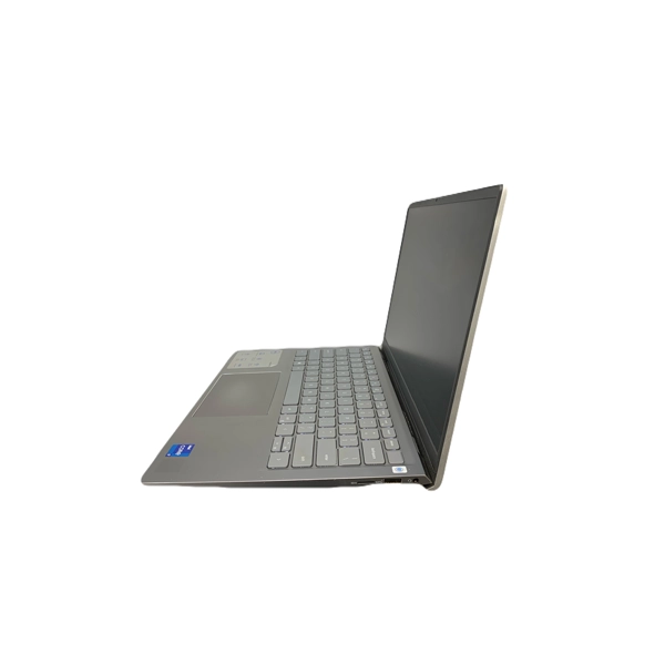 لپ تاپ استوک Dell P143 Core i7-11390H با نمایشگر 14 اینچی FHD
